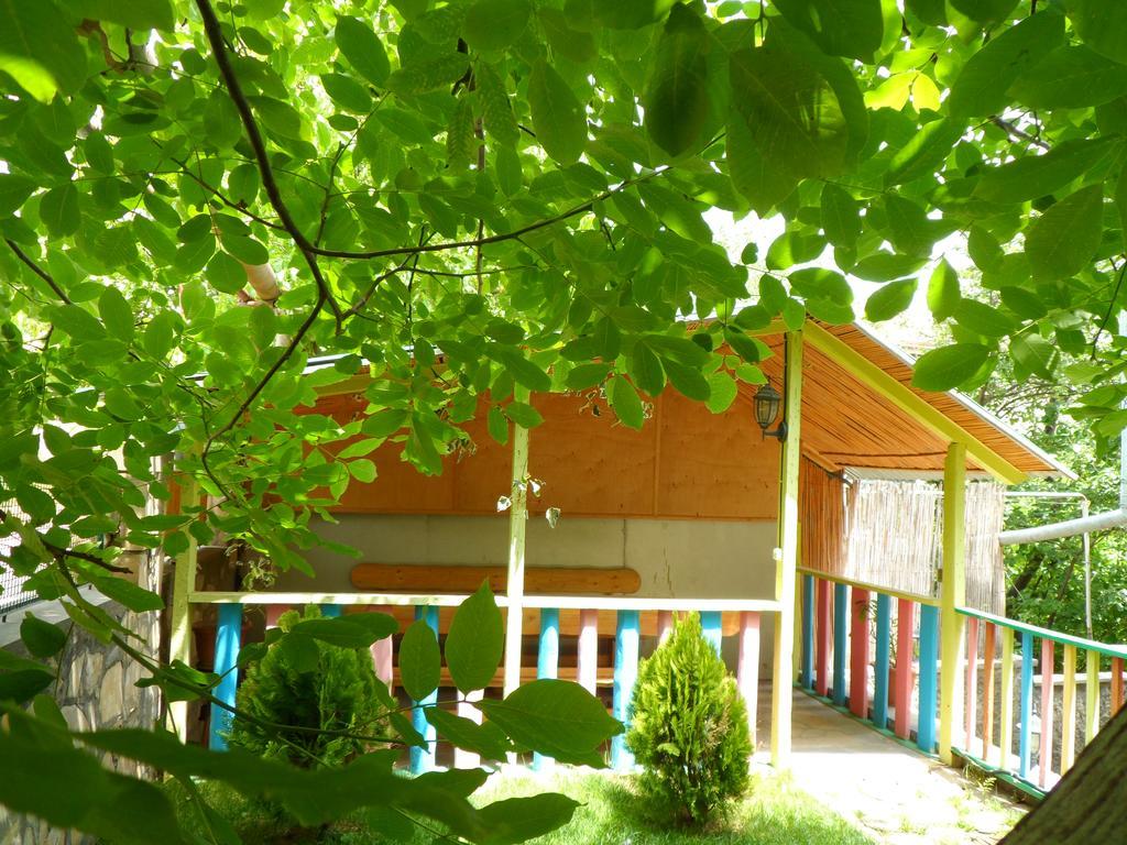 Guest House Nataly Yeghegnadzor Exterior foto