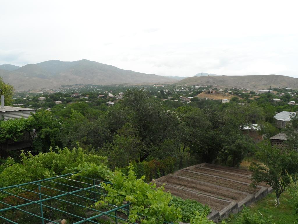Guest House Nataly Yeghegnadzor Exterior foto