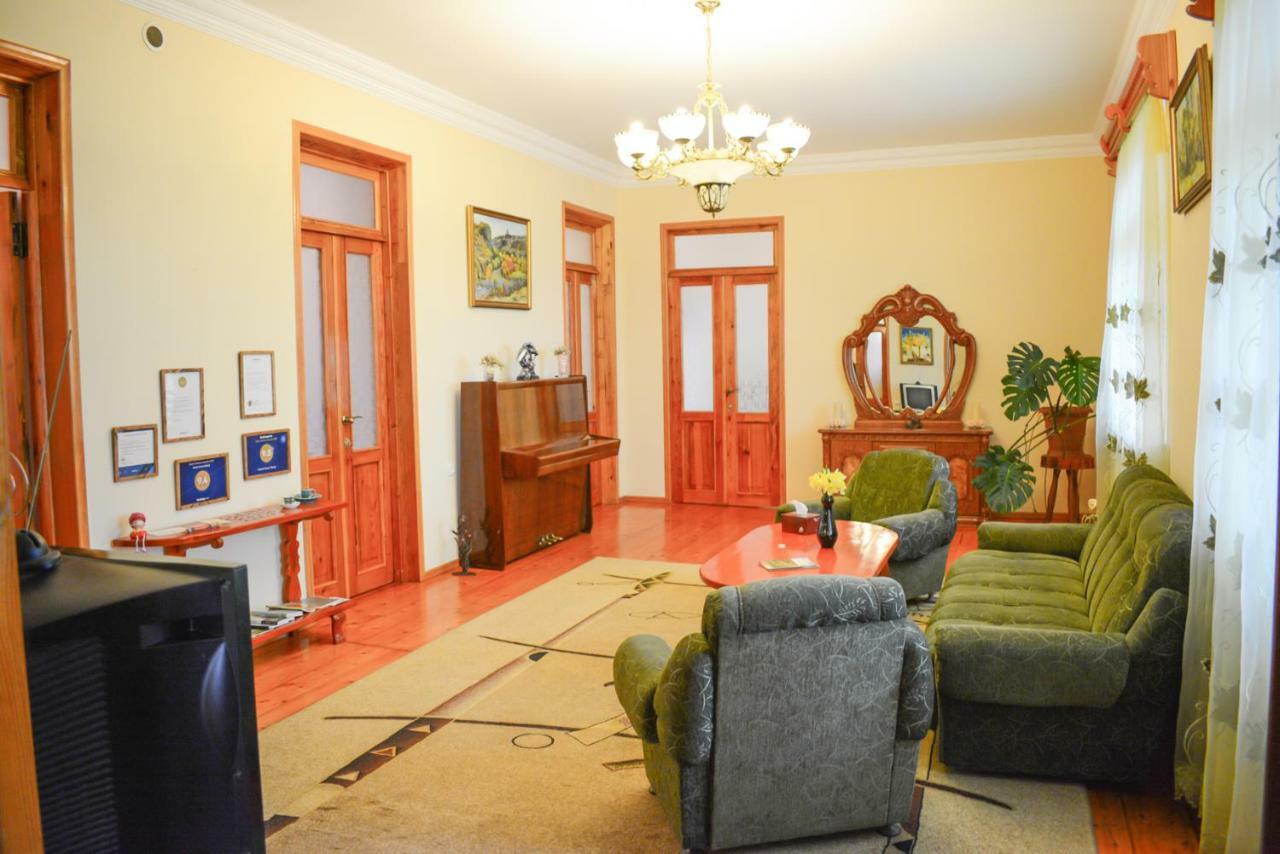 Guest House Nataly Yeghegnadzor Exterior foto