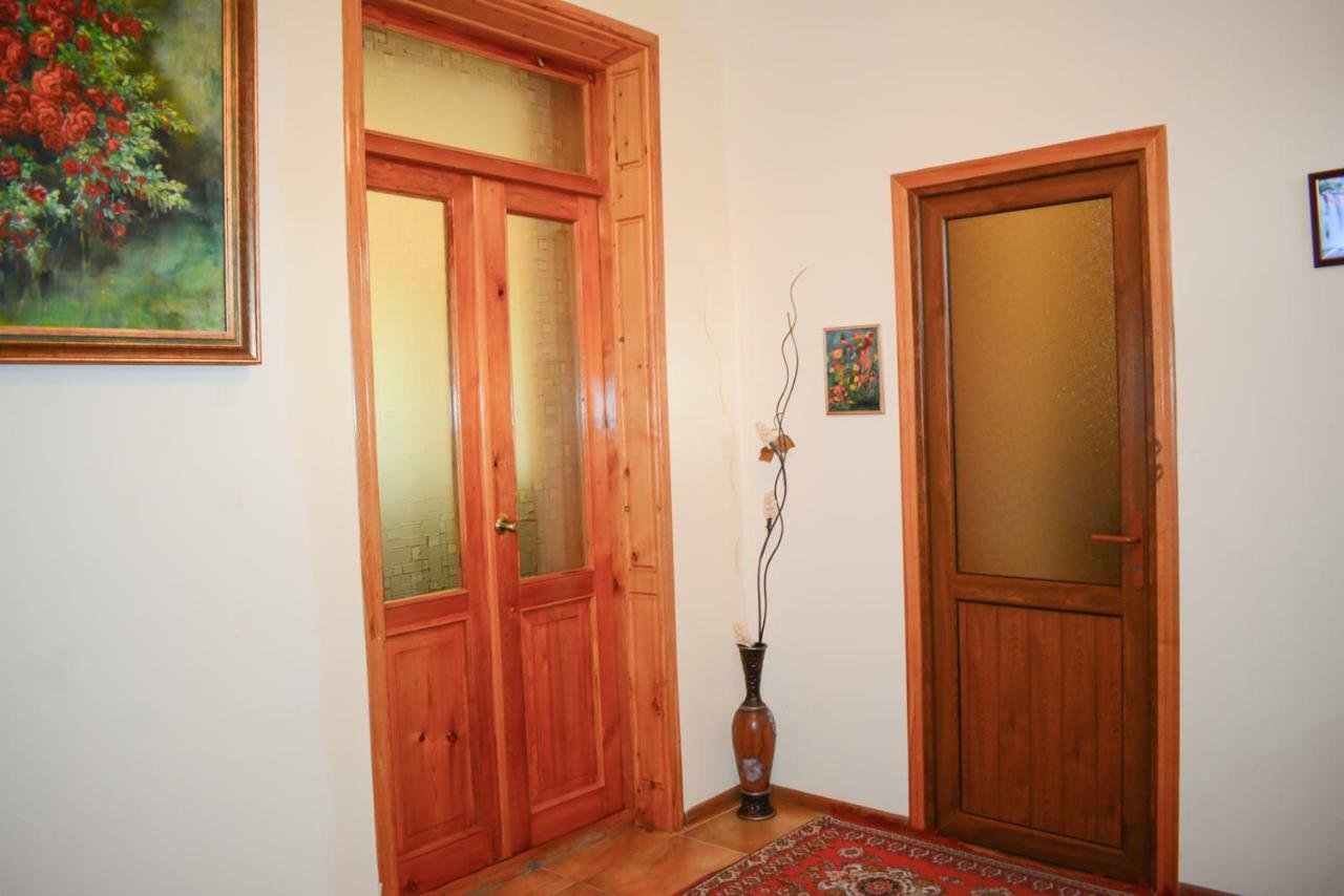 Guest House Nataly Yeghegnadzor Exterior foto